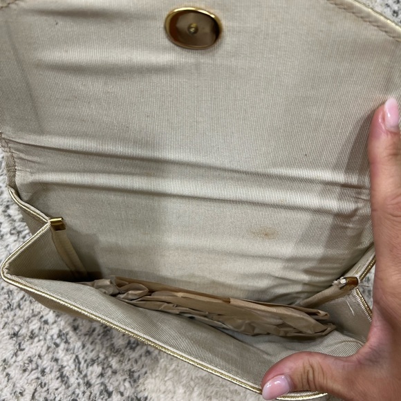 Excellent condition Vintage Avon Handbag Clutch - Picture 3 of 4